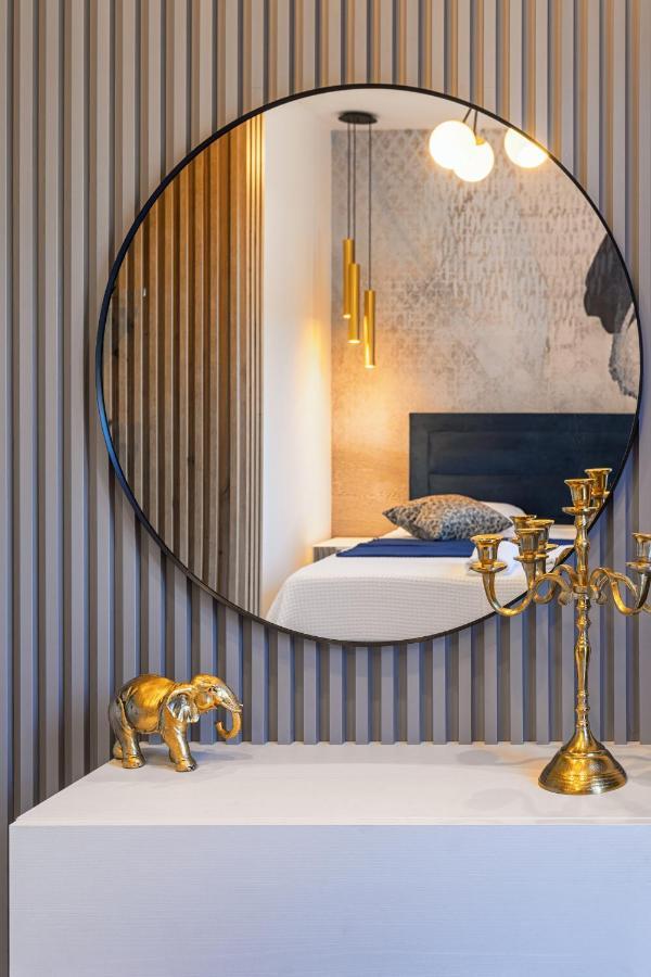 Villa Capitis In The Center- Exclusive Apartment 赫瓦尔 外观 照片
